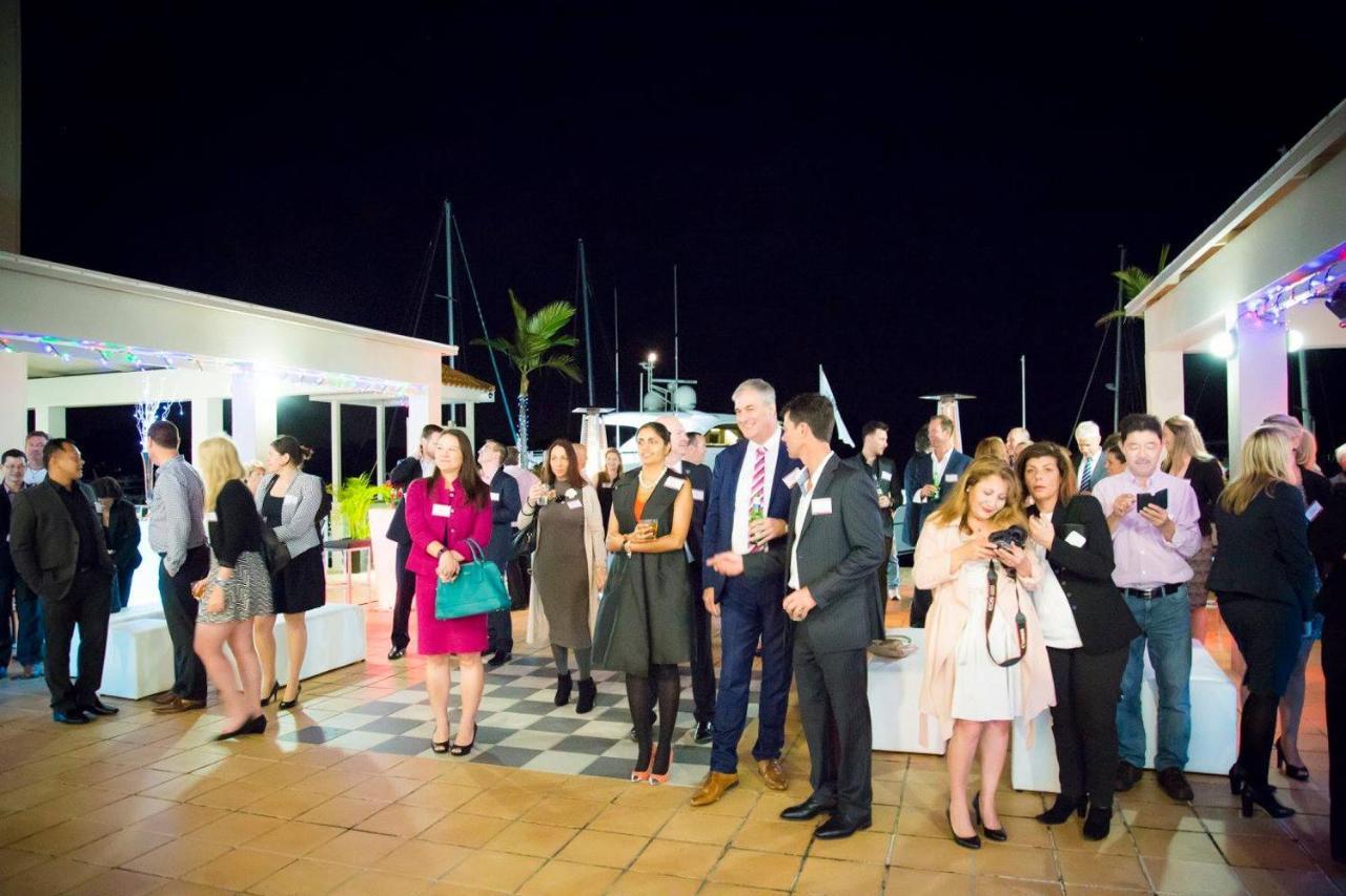 Hope Harbour Hotel Gold Coast Buitenkant foto